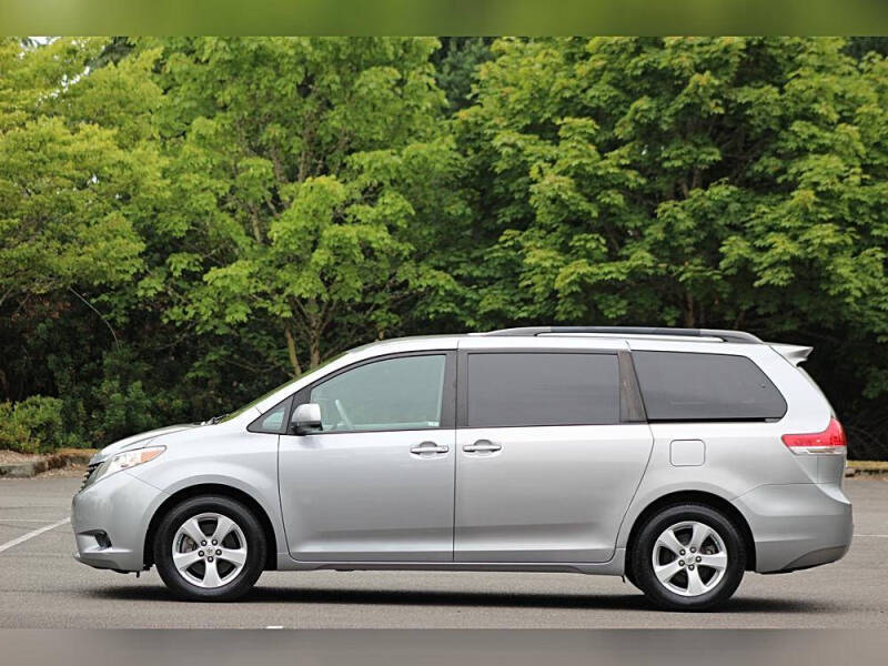 2011 Toyota Sienna