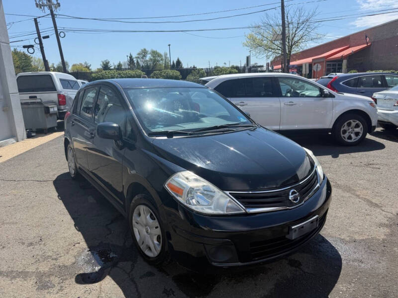2011 Nissan Versa 1.8 S