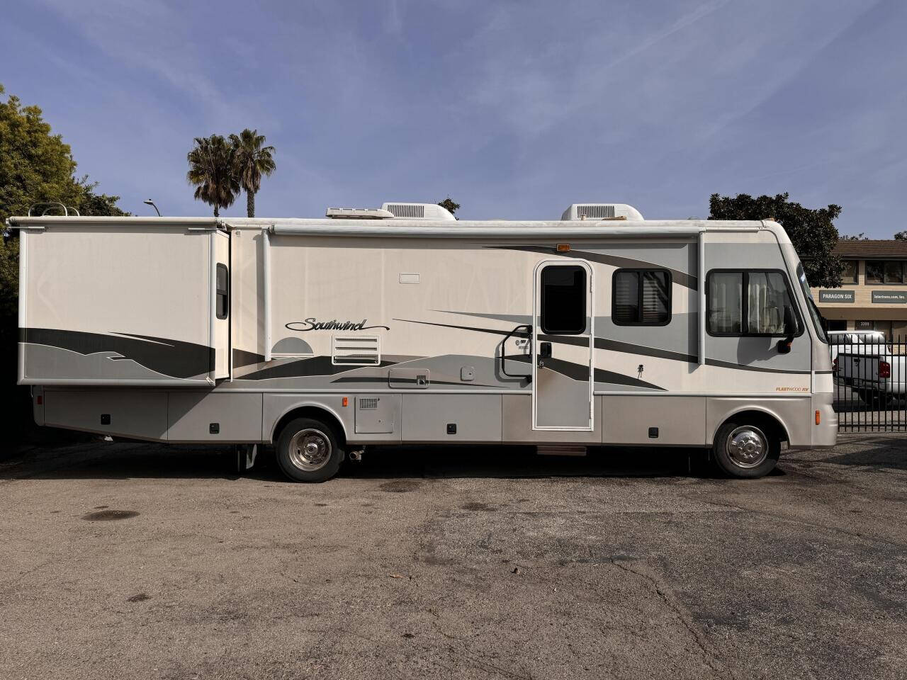 2003 Ford Motorhome Chassis for sale at Best Buy Motors in Signal Hill, CA