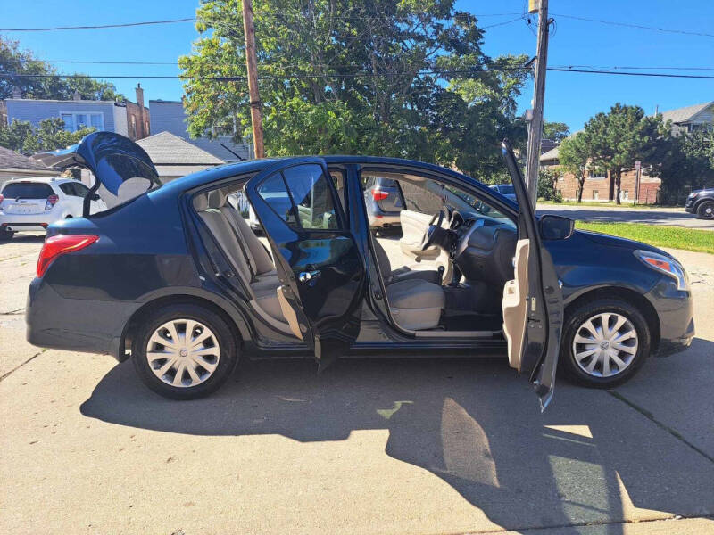 2016 Nissan Versa 1.6 SV