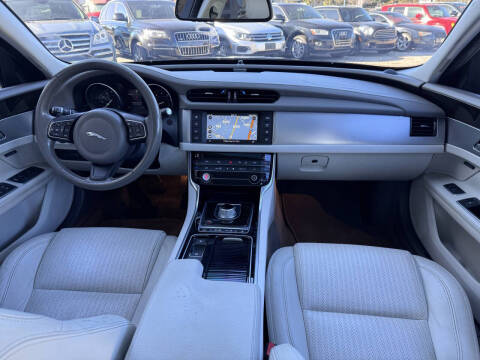 2016 Jaguar XF 35t Prestige