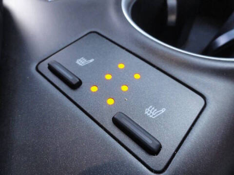 2022 Toyota Camry Hybrid XLE