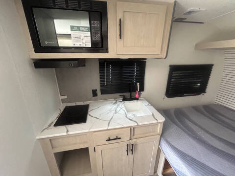 2026 Shasta RV 17LB
