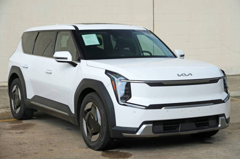 2026 Kia EV9 Light Long Range