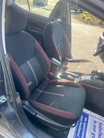 2024 Nissan Versa SR