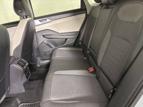 2025 Volkswagen Taos SE