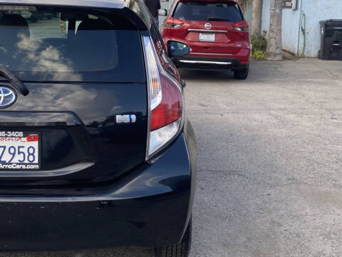 2015 Toyota Prius c Two