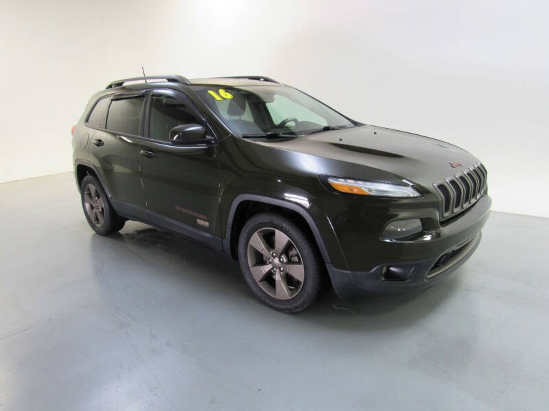 2016 Jeep Cherokee for sale at Salinausedcars.com in Salina KS