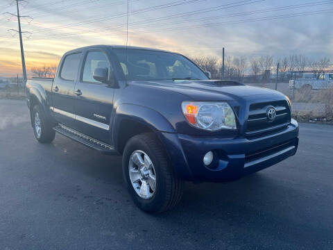 2006 Toyota Tacoma for sale at BELOW BOOK AUTO SALES in Idaho Falls ID
