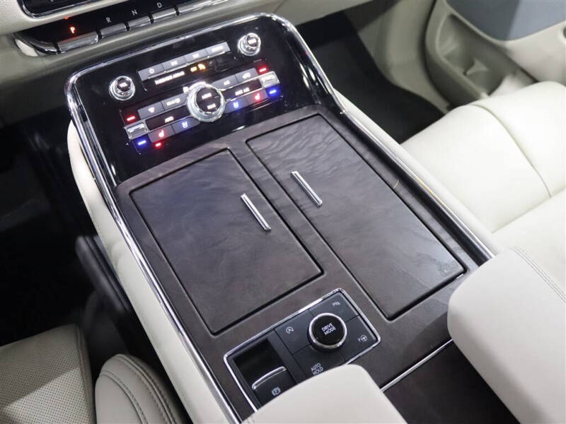 2021 Lincoln Navigator L Reserve