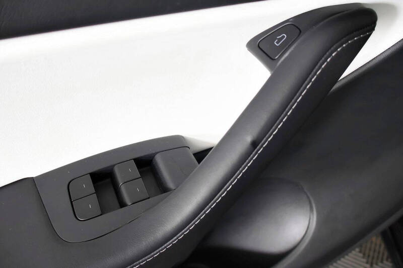 2021 Tesla Model Y Standard Range