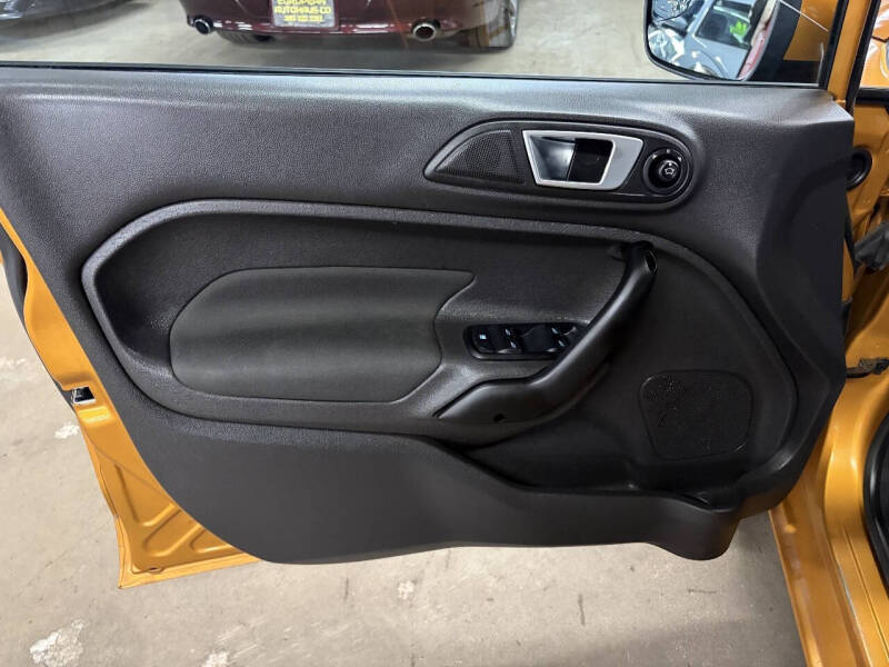2016 Ford Fiesta SE