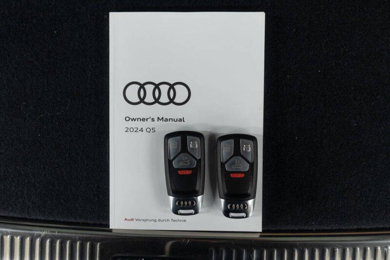 2024 Audi Q5 e quattro S line Prestg 55 TFSI