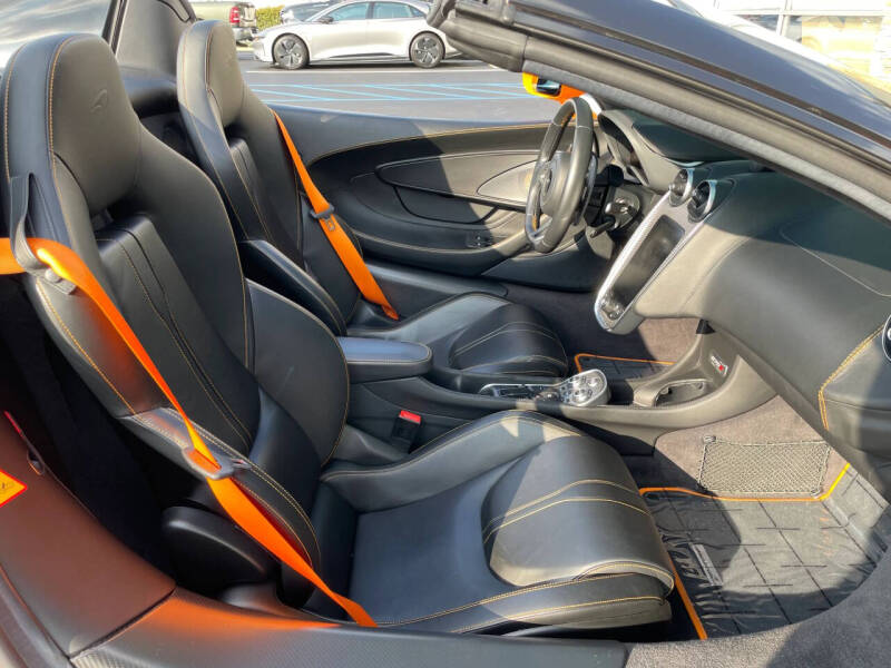 2019 McLaren 570S Spider
