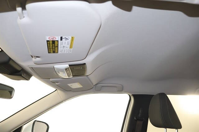 2024 Mitsubishi Outlander ES