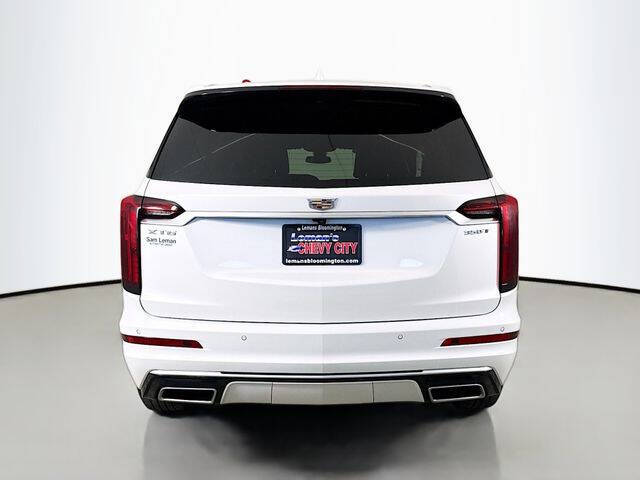 2025 Cadillac XT6 Luxury