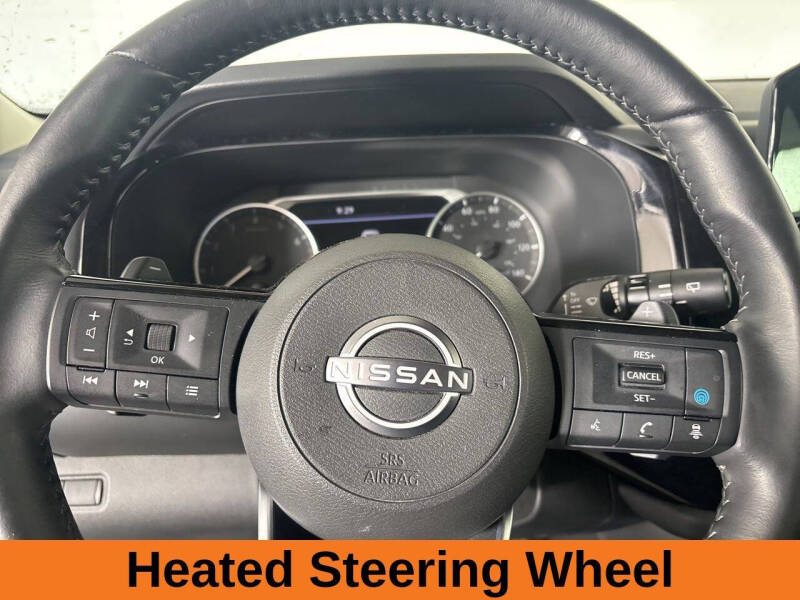 2024 Nissan Pathfinder SL