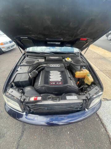 2002 Audi S8 quattro