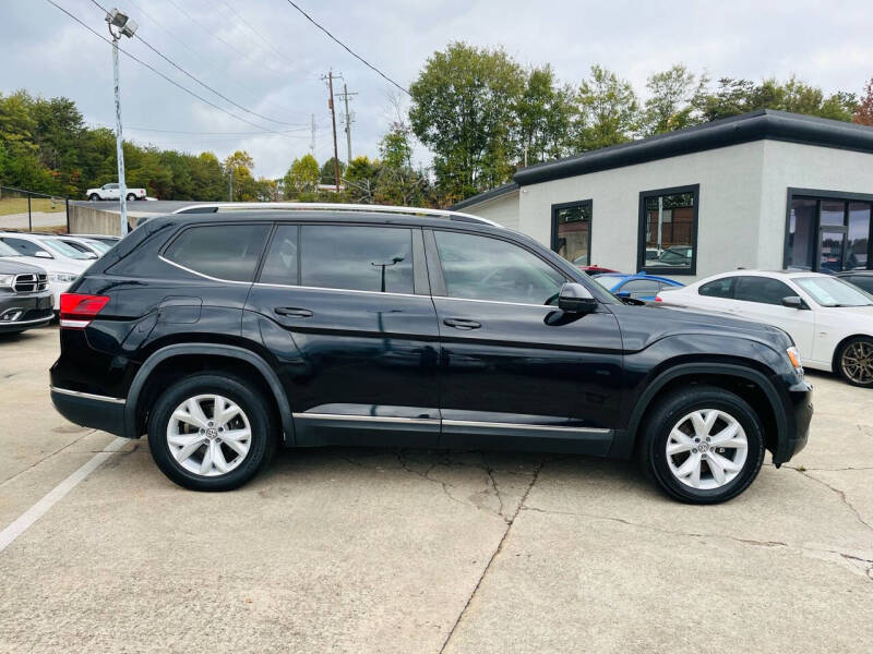 2018 Volkswagen Atlas SEL photo 5