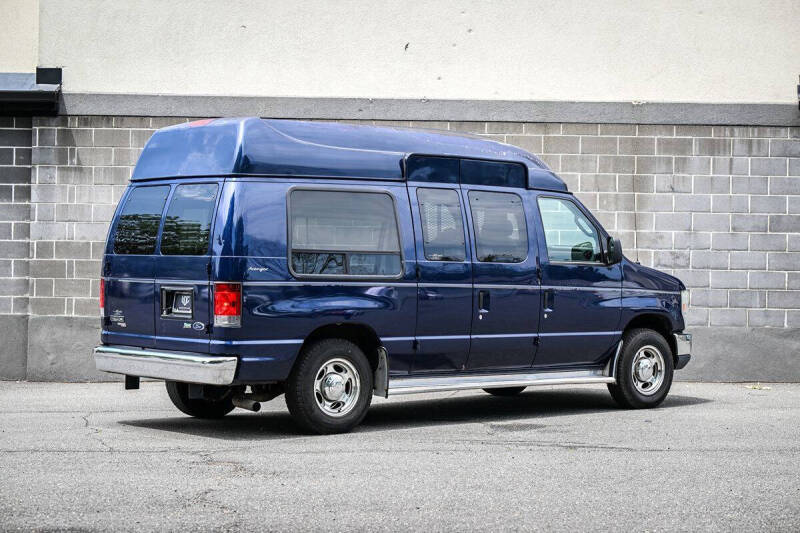 2011 Ford E-Series E-150