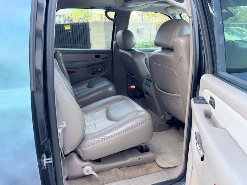 2005 GMC Yukon XL Denali