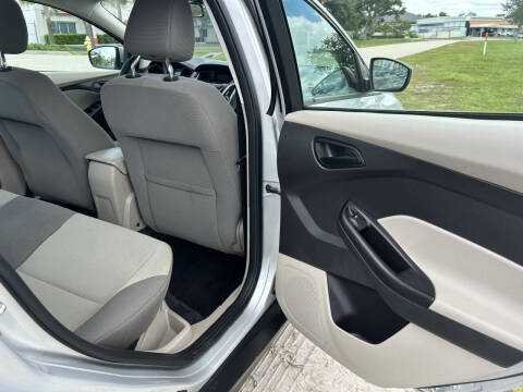 2012 Ford Focus SE