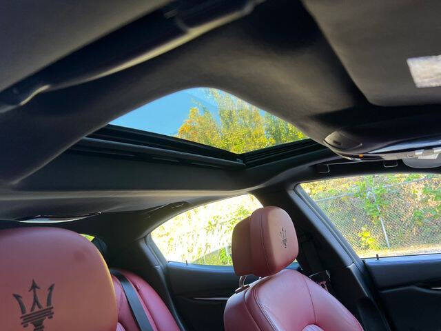 2019 Maserati Ghibli