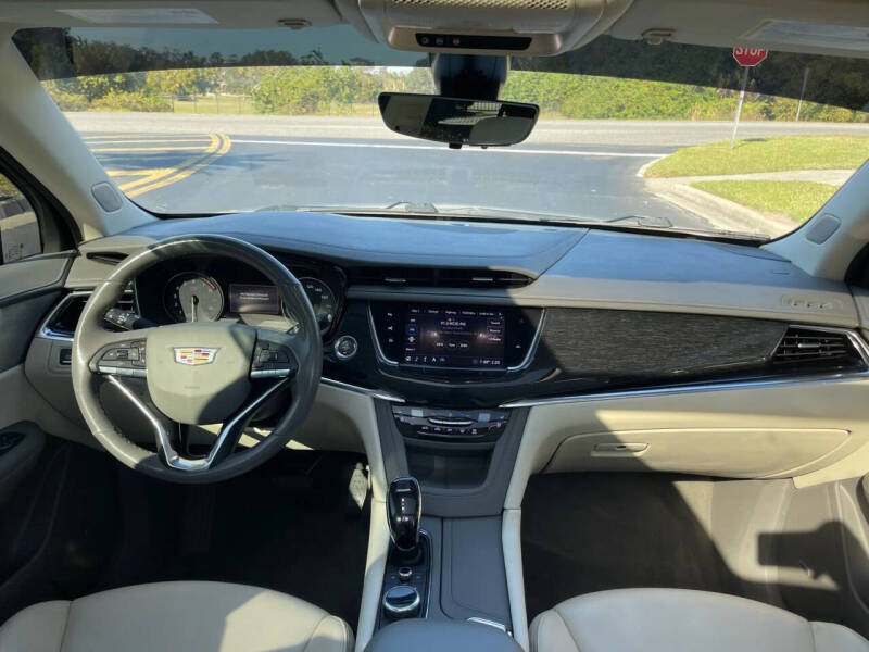 2020 Cadillac XT6 Premium Luxury