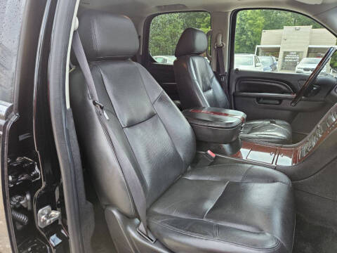 2011 Cadillac Escalade