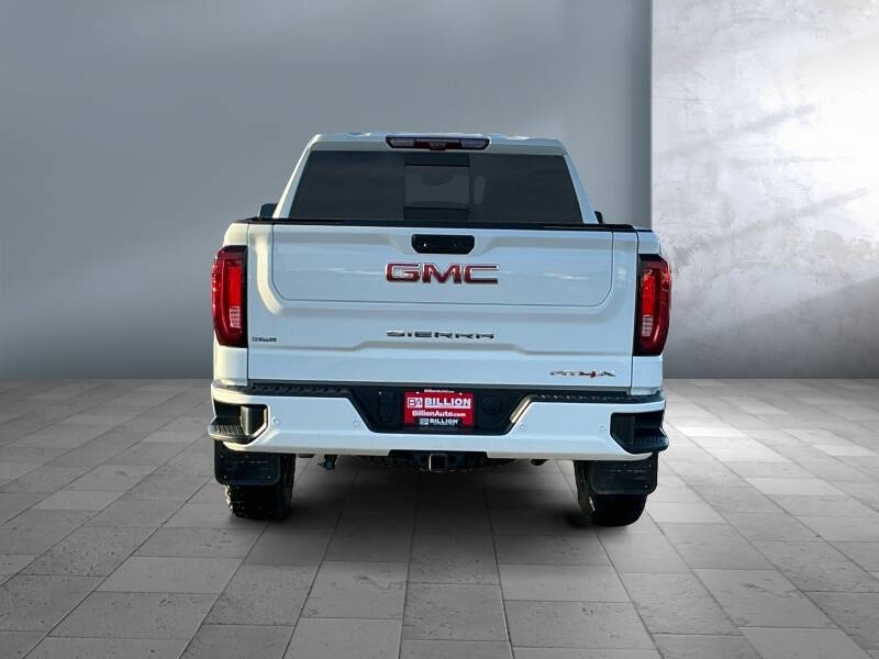 2023 GMC Sierra 1500 AT4X