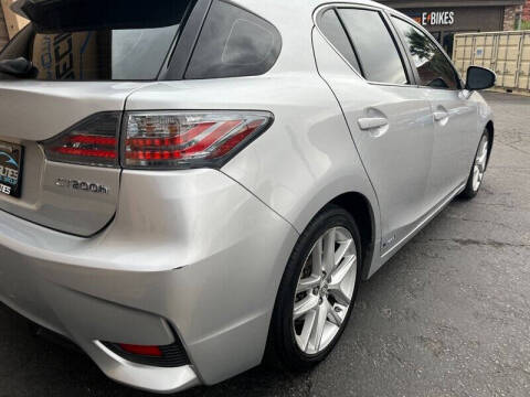 2016 Lexus CT 200h