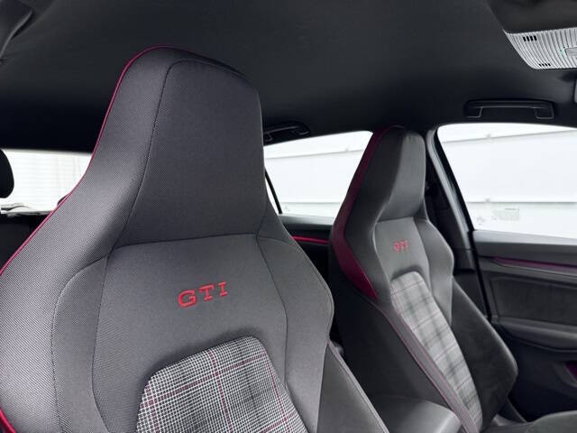 2024 Volkswagen Golf GTI S