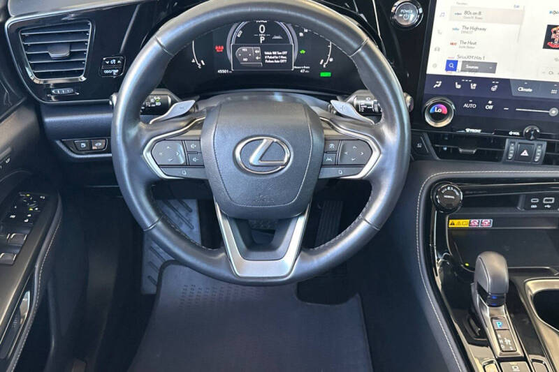 2025 Lexus NX 350h Premium