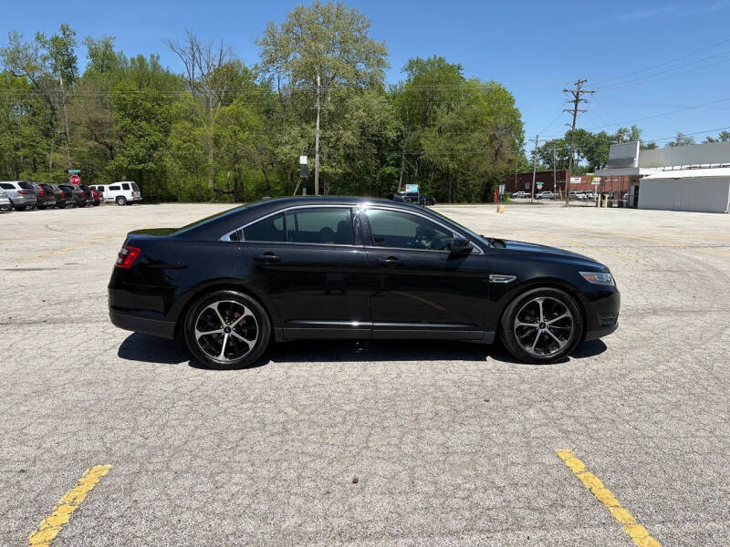 2015 Ford Taurus SEL