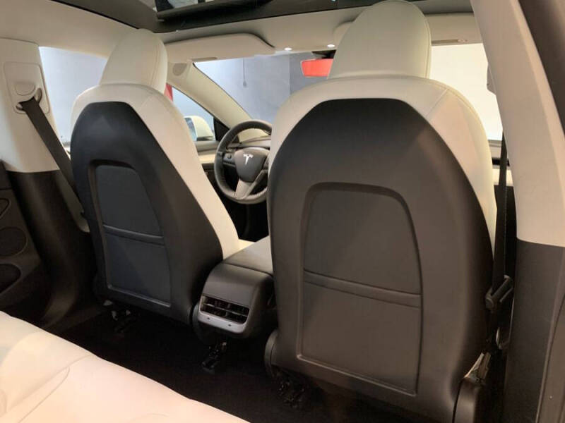 2023 Tesla Model 3 Performance
