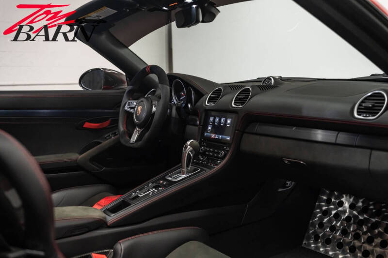 2023 Porsche 718 Boxster Spyder