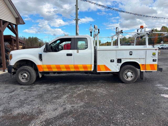 2019 Ford F-250 Super Duty XL's photo