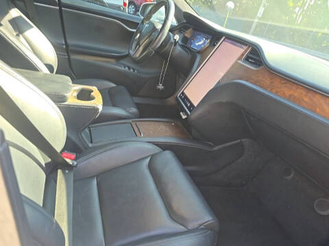 2020 Tesla Model S Long Range