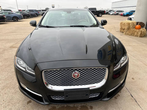 2016 Jaguar XJL Portfolio