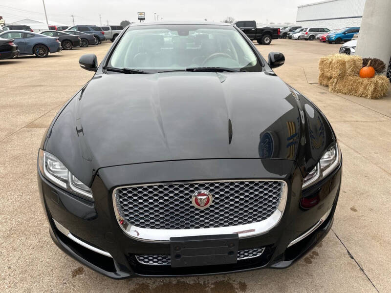 2016 Jaguar XJL Portfolio