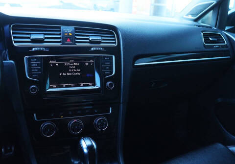 2015 Volkswagen Golf GTI SE