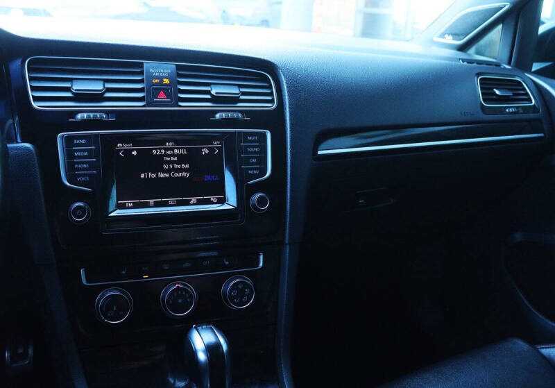 2015 Volkswagen Golf GTI SE