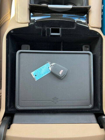 2019 Cadillac Escalade Platinum