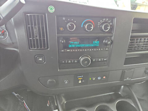 2018 GMC Savana 2500