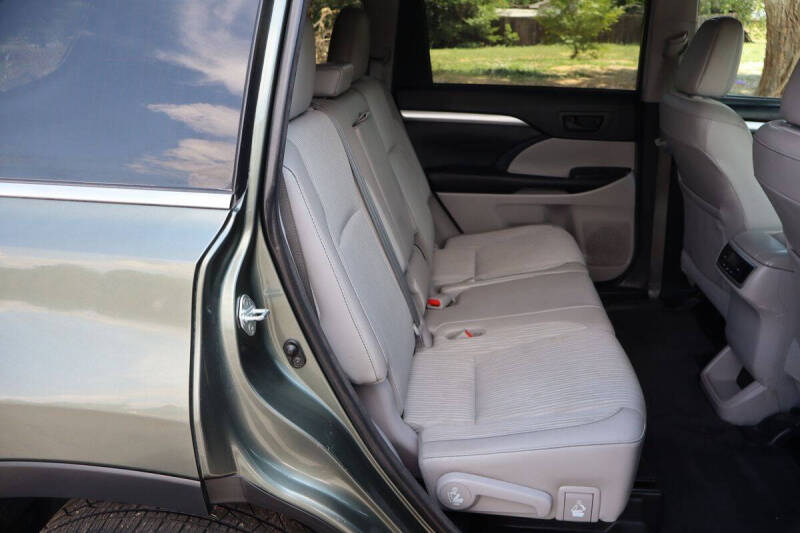 2017 Toyota Highlander LE Plus
