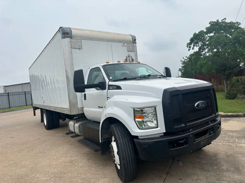 2017 Ford F-750 Super Duty for sale at TWIN CITY MOTORS in Houston TX