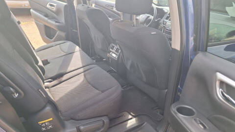 2018 Nissan Pathfinder S