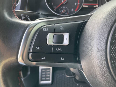 2017 Volkswagen Golf GTI Autobahn