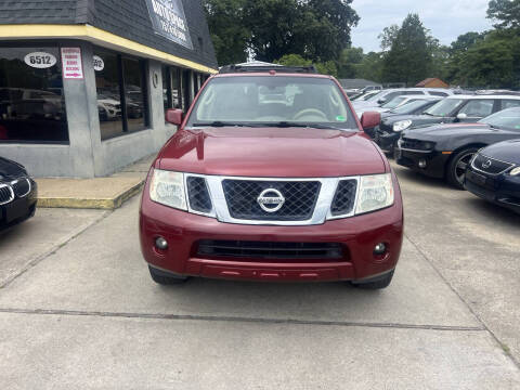 2008 Nissan Pathfinder SE V8
