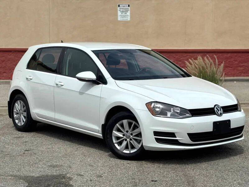 2016 Volkswagen Golf TSI S